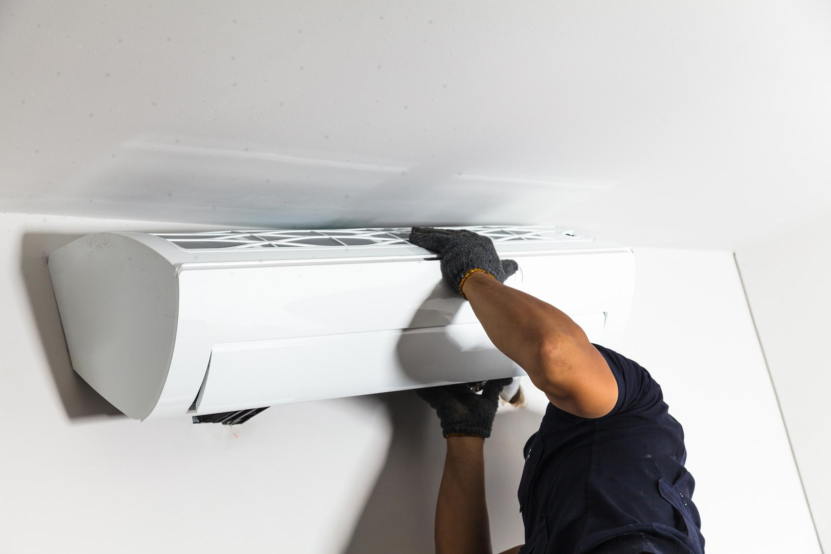 comment demonter climatisation maison avec evacuation Vitrolles